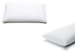 Ecological and natural without any synthetic materials. Multipurpose: the buckwheat pillow can be used as hot sack, maternity cushion. Made in Quebec.